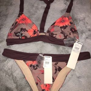 Roamfree bikini from Tillys.